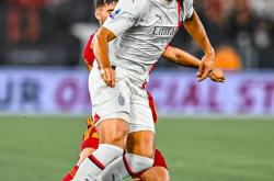 开云体育登录-终极对抗！游泳战火再次点燃