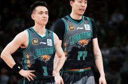 开云体育中国-天津队横扫辽宁队，张镇麟状态火热