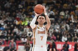 开云体育-青岛队横扫天津队，张镇麟统治全场