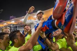 开云体育官网-梅赛德斯完胜红牛二队，诺里斯统治全场