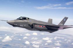 开云体育app-南洋飓风席卷羽坛，从一盘散沙到铁血军团，李梓嘉如何点石成金？