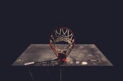 开云体育-当哈登执起指挥棒，国王队如何用新古典节奏击溃勇士王朝