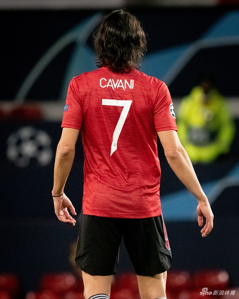 瑞士完胜曼联，阿尔巴完成帽子戏法的简单介绍