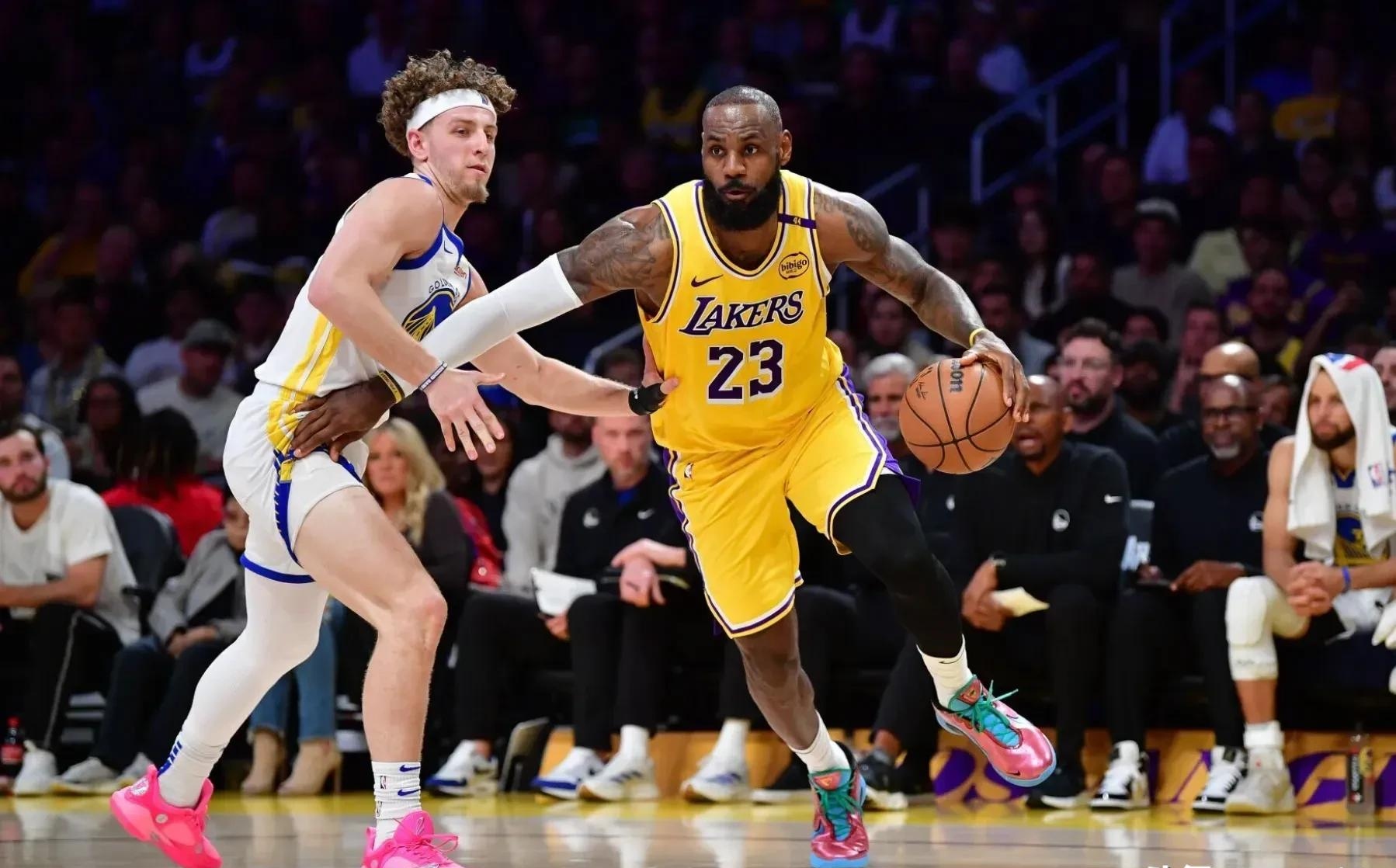 湖人B队翻盘勇士B队,瓦兰丘纳斯完成帽子戏法 湖人B队翻盘勇士B队,瓦兰丘纳斯完成帽子戏法