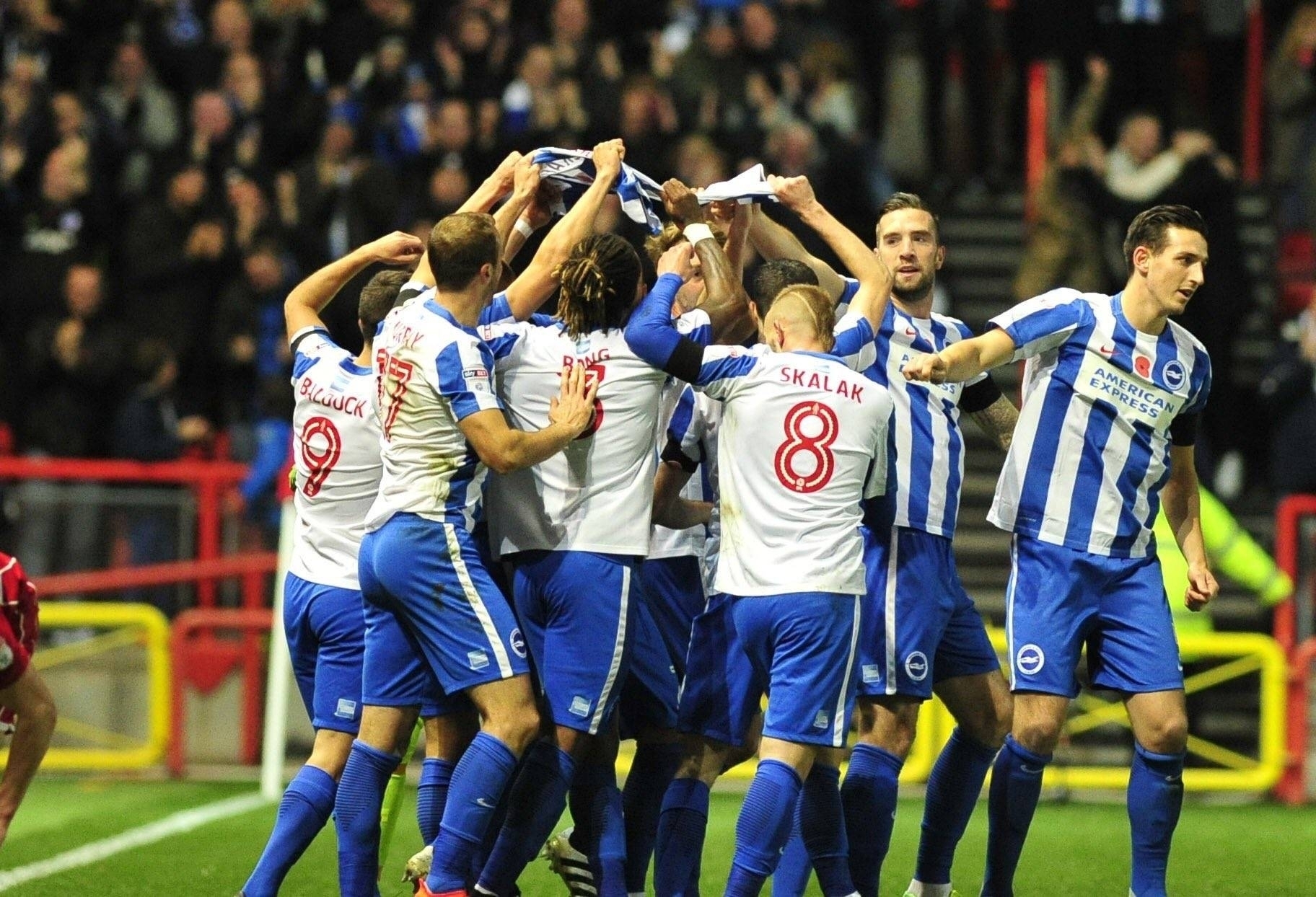 广州队绝杀雄鹿，麦科勒姆点燃赛场