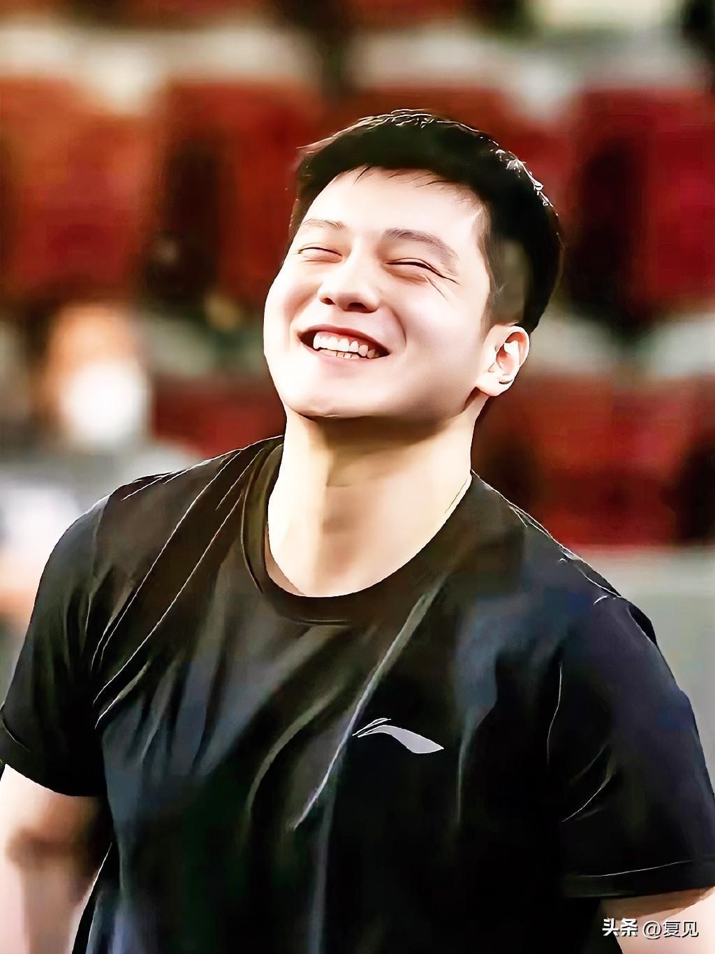 德国队轻取瑞典队，樊振东惊艳四座