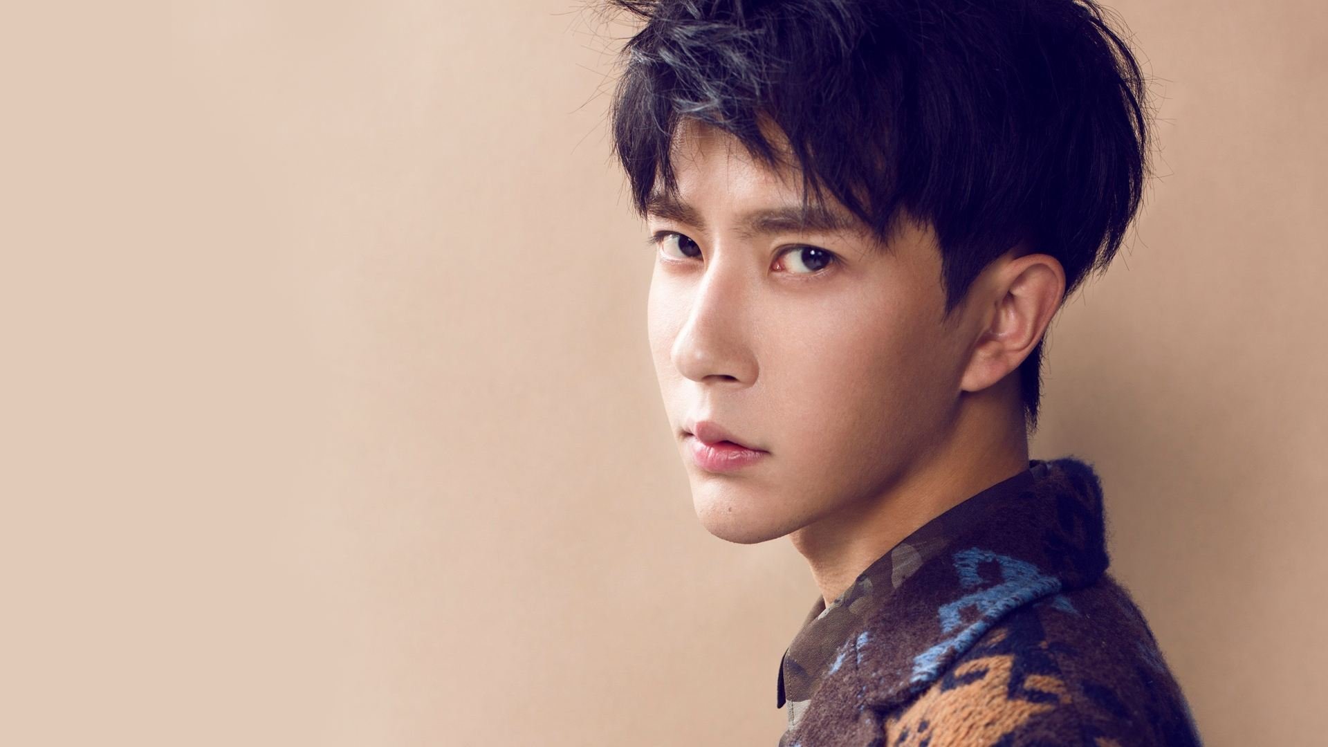 德布劳内魔法闪耀，比利亚雷亚尔巅峰对决力克哥伦比亚雄鹰