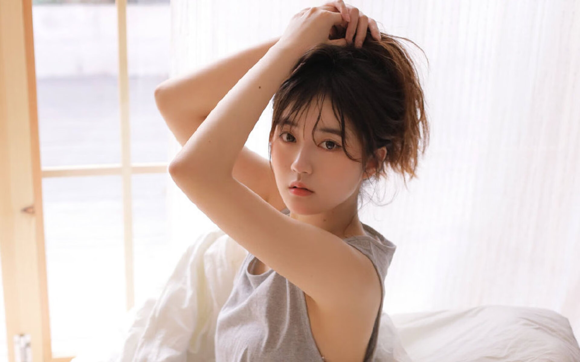 亚洲之光双线绽放,西班牙铁血防守书写新章,久保建英德比夜加冕新王